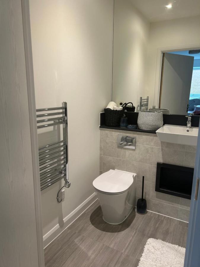 En-Suite Double Room In A Shared Apartment Close To Central London Ngoại thất bức ảnh
